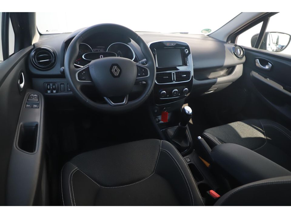 Renault Clio Estate 0.9 TCe Zen 90PK Navigatie Carplay Android Bluetooth Airco Parkeersensor Dealer onderhouden