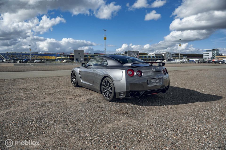 Nissan GT-R 3.8 V6 Premium Edition MY2012