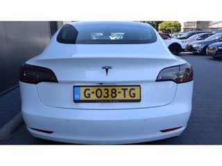 Tesla Model 3 Stnd.RWD Plus 60 kWh | Mooie nette Tesla | Auto pilot