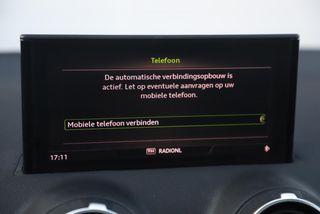 Audi Q2 35 TFSI Pro Line 150PK Panoramadak B&O Carplay Android Navigatie Clima Cruise Parkeersensors Getint Glas