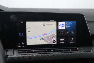 Volkswagen Golf 1.5 eTSI R-Line 150PK DSG Automaat Panoramadak 18 inch Virtual Cockpit Harman Kardon Sfeerverlichting Navigatie Carplay Android Adaptive Cruise Lane Assist Parkeersensors