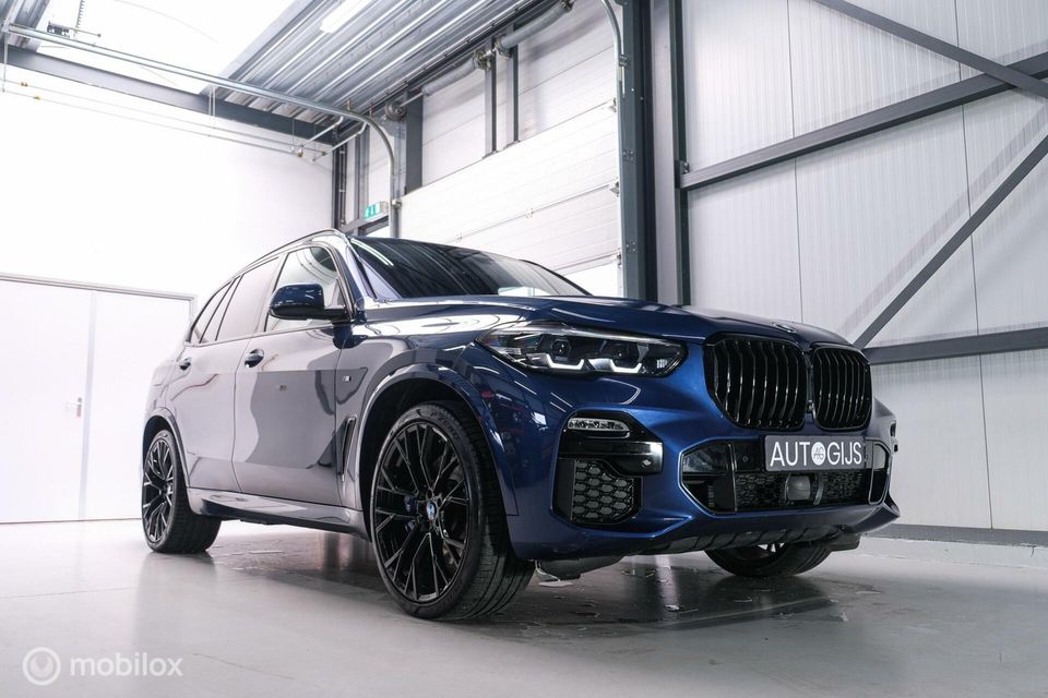 BMW X5 xDrive45e High Executive | M Sport | Phytonic Blue | Panorama | Massage | 22 inch | Trekhaak |