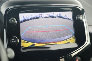 Toyota Aygo 1.0 VVT-i x-JBL Automaat Carplay Android Navigatie Achteruitrijcamera 15 inch LMV Clima Airco LED