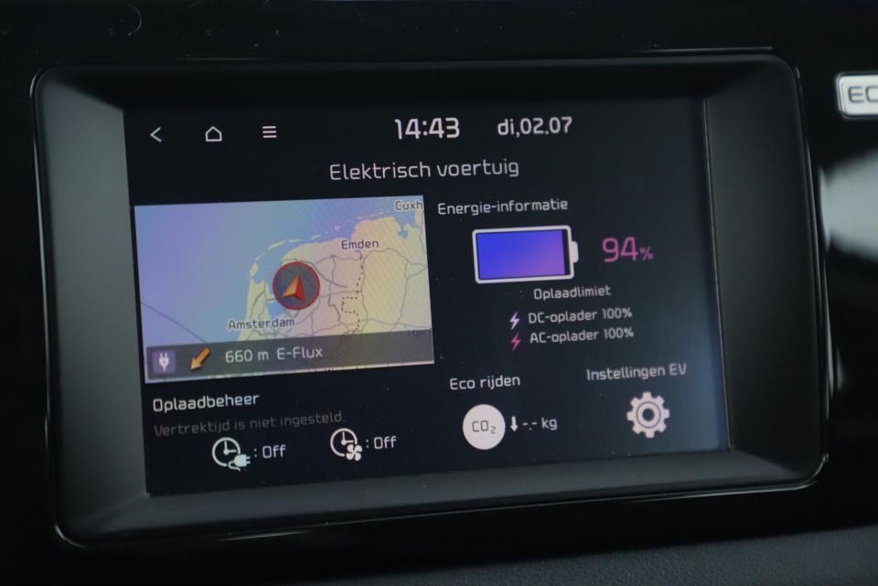 Kia e-Niro DynamicLine 64 kWh Automaat Half Leder Keyless Navigatie Achteruitrijcamera Clima Adaptive Cruise Lane Assist PDC