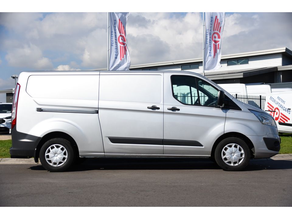 Ford Transit Custom 290 2.0 TDCI L2H1 PB Edition Cruise, Sensoren, 130PK, Euro 6, Trekhaak, Airco, Radio,