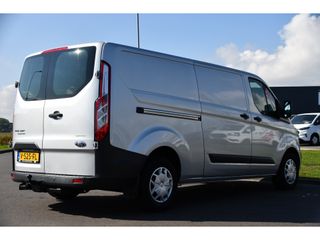 Ford Transit Custom 290 2.0 TDCI L2H1 PB Edition Cruise, Sensoren, 130PK, Euro 6, Trekhaak, Airco, Radio,