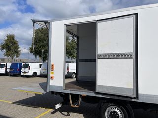 Iveco Daily 35S14 Himatic 2.3 automaat / bakwagen met Zepro laadklep / vaste prijs rijklaar € 30.950 ex btw / lease vanaf € 554 / cruise en climate control / zijdeur / geveerde stoel / stoelverwarming !