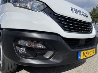 Iveco Daily 35S14 Himatic 2.3 automaat / bakwagen met Zepro laadklep / vaste prijs rijklaar € 30.950 ex btw / lease vanaf € 554 / cruise en climate control / zijdeur / geveerde stoel / stoelverwarming !