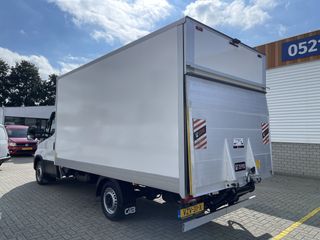 Iveco Daily 35S14 Himatic 2.3 automaat / bakwagen met Zepro laadklep / vaste prijs rijklaar € 30.950 ex btw / lease vanaf € 554 / cruise en climate control / zijdeur / geveerde stoel / stoelverwarming !