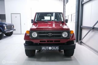 Toyota Land Cruiser H.Duty 4.2 LX Van HR FRP