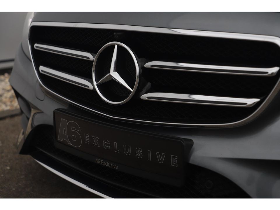 Mercedes-Benz E-Klasse 220 D AMG Sport Automaat Widescreen Sfeerverlichting Memory Leder Navigatie 360 Camera 19 inch LMV Stoelverwarming Carplay Android Auto Multibeam LED