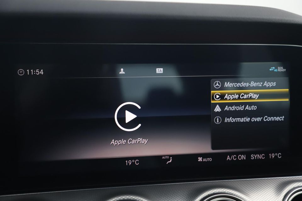 Mercedes-Benz E-Klasse 220 D AMG Sport Automaat Widescreen Sfeerverlichting Memory Leder Navigatie 360 Camera 19 inch LMV Stoelverwarming Carplay Android Auto Multibeam LED