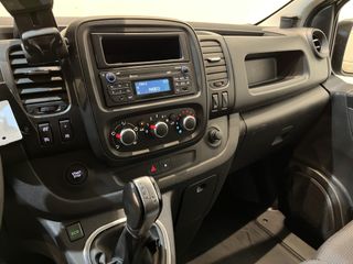 Renault Trafic 2.0 dCi L1H1 170 PK Automaat Servicebus / Sortimo Inrichting / Euro 6 / Airco / Cruise Control / Camera / Trekhaak / 3-Zits