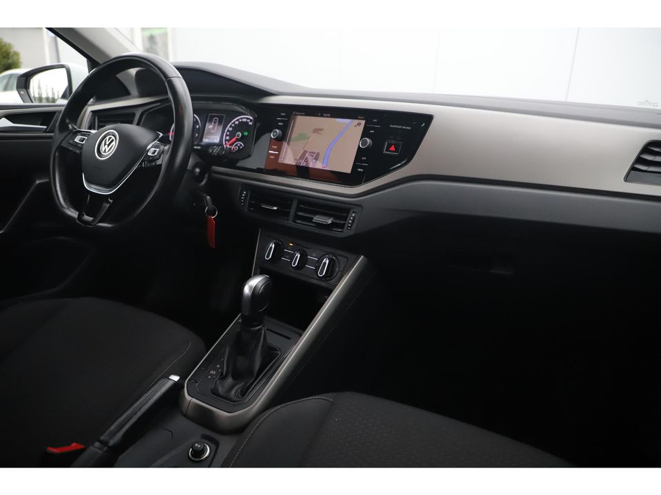 Volkswagen Polo 1.0 TSI Comfortline 95PK DSG Automaat NAP! Navigatie 17 inch Pretoria Look Adaptive Cruise Carplay Android Bluetooth LED