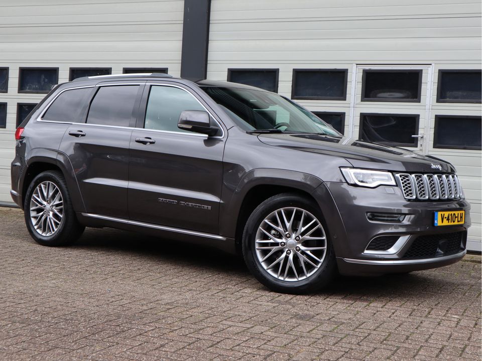 Jeep Grand Cherokee 3.0 CRD 251pk Euro 6 Grijs Kenteken Summit - Pano - ACC - Clima