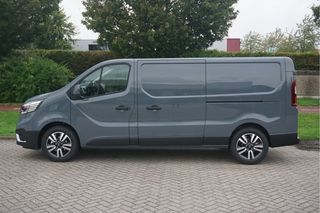 Renault Trafic 2.0 170PK L2H1 EDC Automaat Navi, LM Velg, Betimmering, Trekhaak, 2x Schuifdeur!! NR. R22*