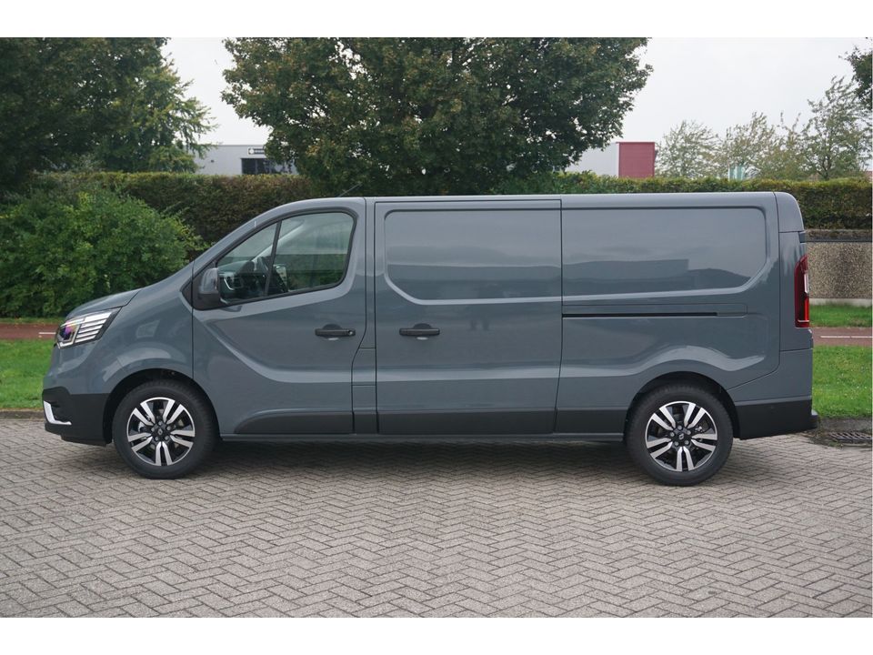 Renault Trafic 2.0 170PK L2H1 EDC Automaat Navi, LM Velg, Betimmering, Trekhaak, 2x Schuifdeur!! NR. 485