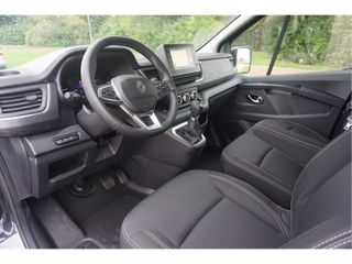 Renault Trafic 170PK L2H1 LUXE EDC AUT BPM VRIJ!! Navi, LM Velg, Betimmering, Trekhaak, 2x Schuifdeur!! NR. 473