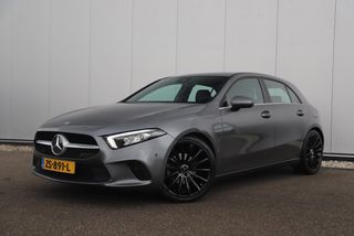 Mercedes-Benz A-Klasse 160 Style Plus Advantage Widescreen Half Leder Full LED 19 inch AMG Look Velgen Navigatie Achteruitrijcamera Carplay Android Clima Cruise Parkeersensor