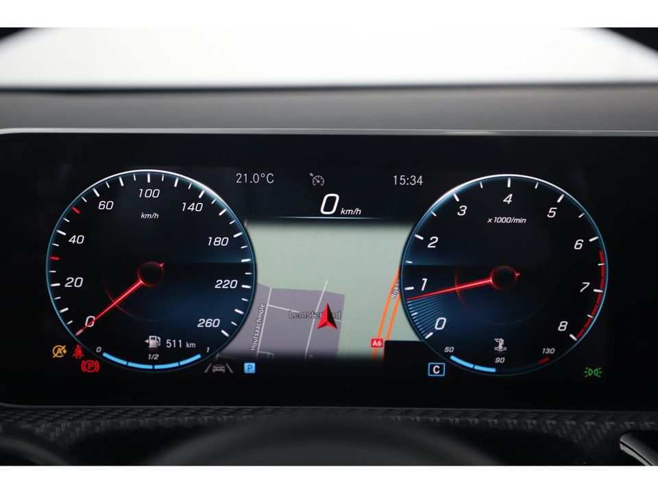 Mercedes-Benz A-Klasse 160 Style Plus Advantage Widescreen Half Leder Full LED 19 inch AMG Look Velgen Navigatie Achteruitrijcamera Carplay Android Clima Cruise Parkeersensor