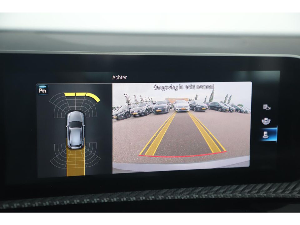 Mercedes-Benz A-Klasse 160 Style Plus Advantage Widescreen Half Leder Full LED 19 inch AMG Look Velgen Navigatie Achteruitrijcamera Carplay Android Clima Cruise Parkeersensor