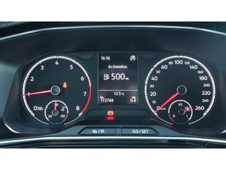 Volkswagen T-Cross 1.0 TSI Style | R Line | adap. cruise | Led | Media | Clima