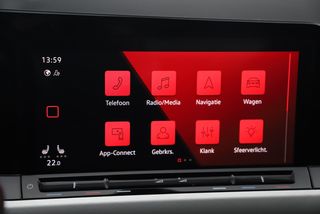 Volkswagen GOLF Variant 1.0 eTSI Life Business 110PK Automaat Virtual Cockpit 17 inch LMV Navigatie Camera PDC Sfeerverlichting Carplay Android Getint Glas Adaptive Cruise Lane Assist Comfortstoelen