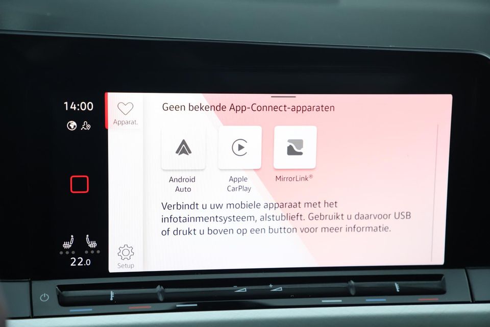 Volkswagen GOLF Variant 1.0 eTSI Life Business 110PK Automaat Virtual Cockpit 17 inch LMV Navigatie Camera PDC Sfeerverlichting Carplay Android Getint Glas Adaptive Cruise Lane Assist Comfortstoelen