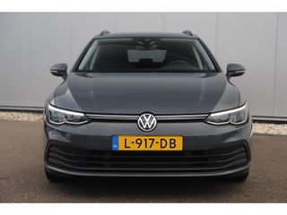 Volkswagen GOLF Variant 1.0 eTSI Life Business 110PK Automaat Virtual Cockpit 17 inch LMV Navigatie Camera PDC Sfeerverlichting Carplay Android Getint Glas Adaptive Cruise Lane Assist Comfortstoelen