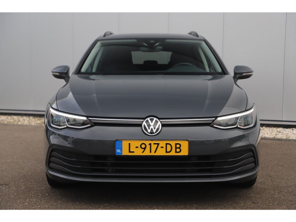 Volkswagen GOLF Variant 1.0 eTSI Life Business 110PK Automaat Virtual Cockpit 17 inch LMV Navigatie Camera PDC Sfeerverlichting Carplay Android Getint Glas Adaptive Cruise Lane Assist Comfortstoelen