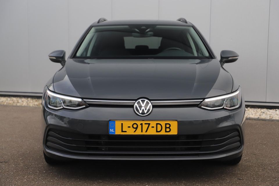 Volkswagen GOLF Variant 1.0 eTSI Life Business 110PK Automaat Virtual Cockpit 17 inch LMV Navigatie Camera PDC Sfeerverlichting Carplay Android Getint Glas Adaptive Cruise Lane Assist Comfortstoelen