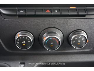 Renault Master T35 2.3 150PK Grand Confort L3H2 Navi, Cam, Betimmering, Trekhaak, 2x Schuifdeur!! NR. 310