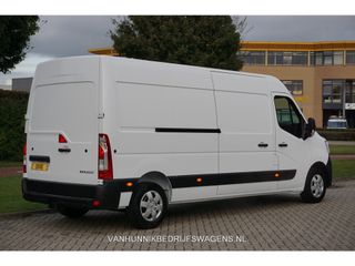 Renault Master T35 2.3 150PK Grand Confort L3H2 Navi, Cam, Betimmering, Trekhaak, 2x Schuifdeur!! NR. 310