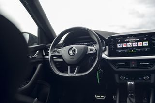 Škoda Kamiq 1.5 TSI Sport Business | TREKHAAK | DIGI DASH | CLIMA | NAVI