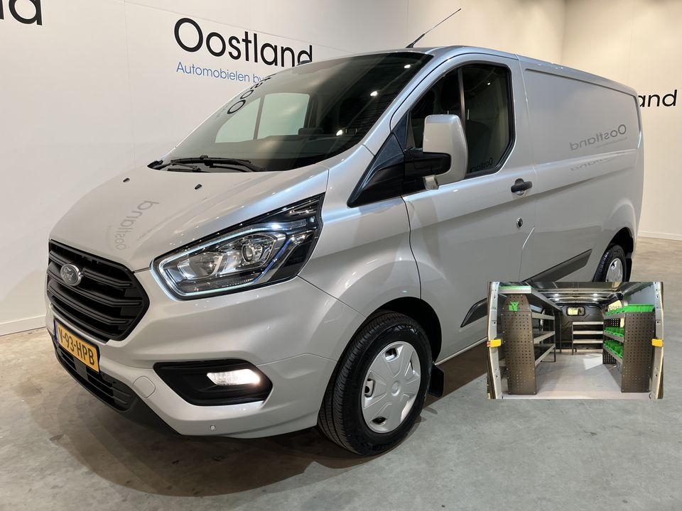 Ford Transit Custom 280 2.0 TDCI L1H1 Trend 130 PK Servicebus / Inrichting / Euro 6 / Airco / PDC / Cruise Control / Navigatie / CarPlay / Trekhaak / 3-Zits / 96.300 KM !!