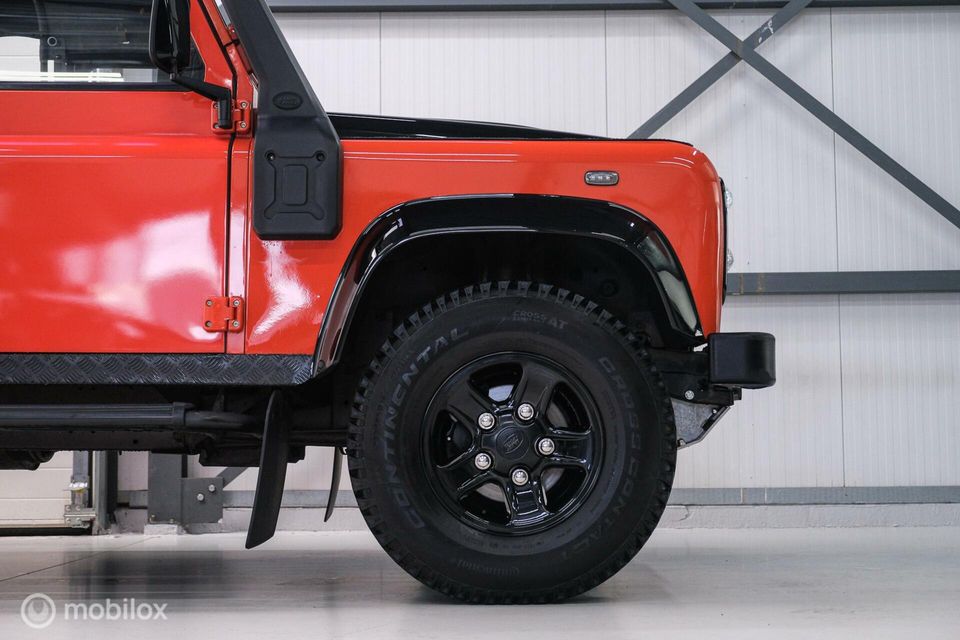 Land Rover Defender 2.4 TD Soft Top 90 | youngtimer | Biminitop | bijtellingvriendelijk | grijskenteken |