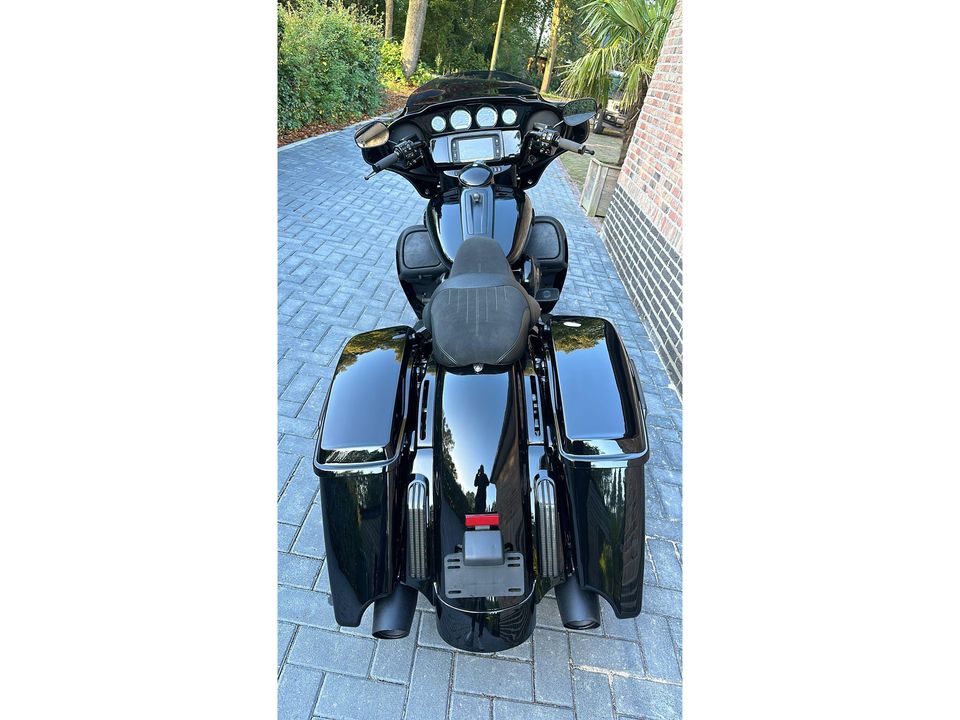 Harley Davidson 103 Street Glide CVO Streetglide FLHTK Ultra Limited