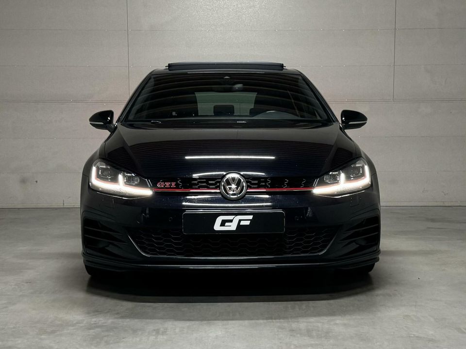 Volkswagen Golf 2.0 TSI GTI Performance Pano Virtual Carplay