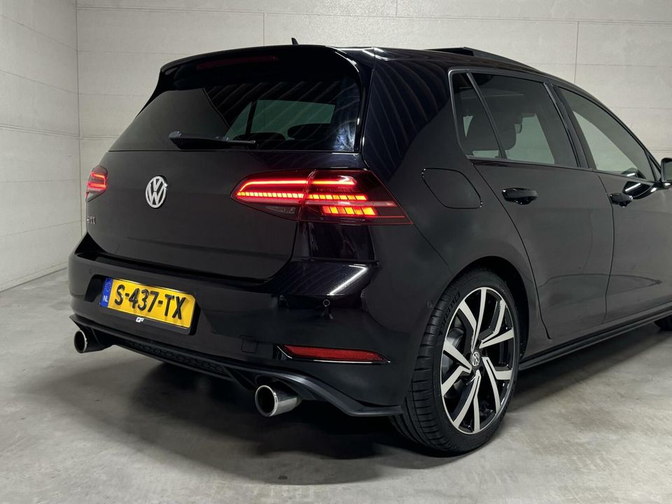 Volkswagen Golf 2.0 TSI GTI Performance Pano Virtual Carplay