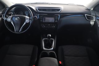 Nissan QASHQAI 1.2 N-Connecta Panoramadak Keyless 18 inch Navigatie 360 Camera Clima Cruise Getint Glas Bluetooth