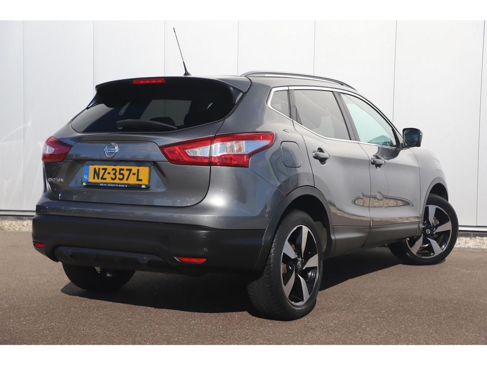 Nissan QASHQAI 1.2 N-Connecta Panoramadak Keyless 18 inch Navigatie 360 Camera Clima Cruise Getint Glas Bluetooth