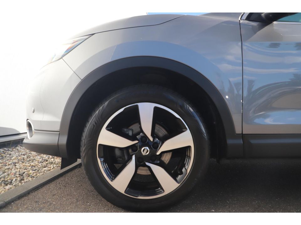 Nissan QASHQAI 1.2 N-Connecta Panoramadak Keyless 18 inch Navigatie 360 Camera Clima Cruise Getint Glas Bluetooth