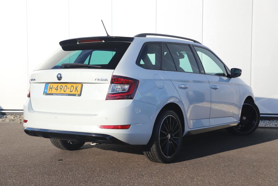 Škoda Fabia Combi 1.0 TSI Monte Carlo 95PK Sportstoelen Navigatie Clima Cruise Bluetooth Parkeersensor Front Assist 17 inch LMV