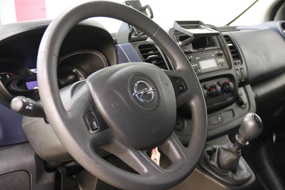 Opel Vivaro 1.6 CDTI L2H1 MET IMPERIAAL EN TREKHAAK