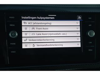 Volkswagen Polo 1.0 TSI Life Business High 95PK Nieuw Model Virtual Cockpit Navigatie Camera 15 inch Adaptive Cruise Lane Assist LED Parkeersensors Dealer onderhouden!