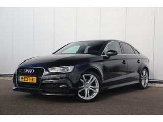 Audi A3 Limousine 1.4 TFSI CoD Ambition S Line 150PK Trekhaak Bi-Xenon Half Leder 18 inch LMV Navigatie Bluetooth Climate Cruise Control Getint Glas 2X S-Line 1500KG Trekgewicht