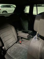 Volkswagen Tiguan 1.5 TSI R-line Pano Virtual Trekhaak NAP