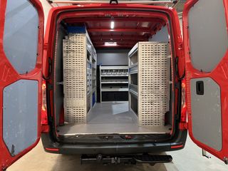 Mercedes-Benz Sprinter 314 CDI L2H1 RWD Servicebus / Sortimo Inrichting / Euro 6 / Airco / Camera / MBUX / Cruise Control / Trekhaak / Navigatie / 92.300 KM !!