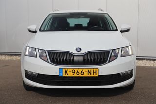 Škoda Octavia Combi 1.0 TSI Greentech Business Edition 116PK Navigatie Clima Cruise Carplay Android 16 inch LMV Stoelverwarming Front Assist LED