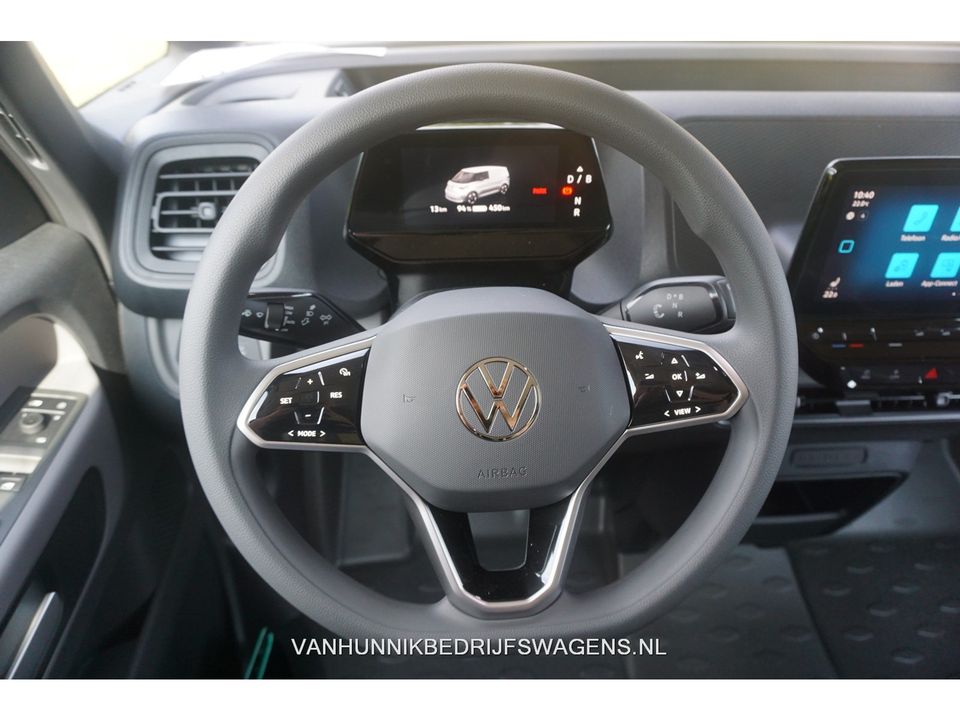 Volkswagen ID. Buzz Cargo 77KwH 204PK Elektrisch Automaat App Connect, Camera, trekhaak Voorraad auto!!! NR. 337